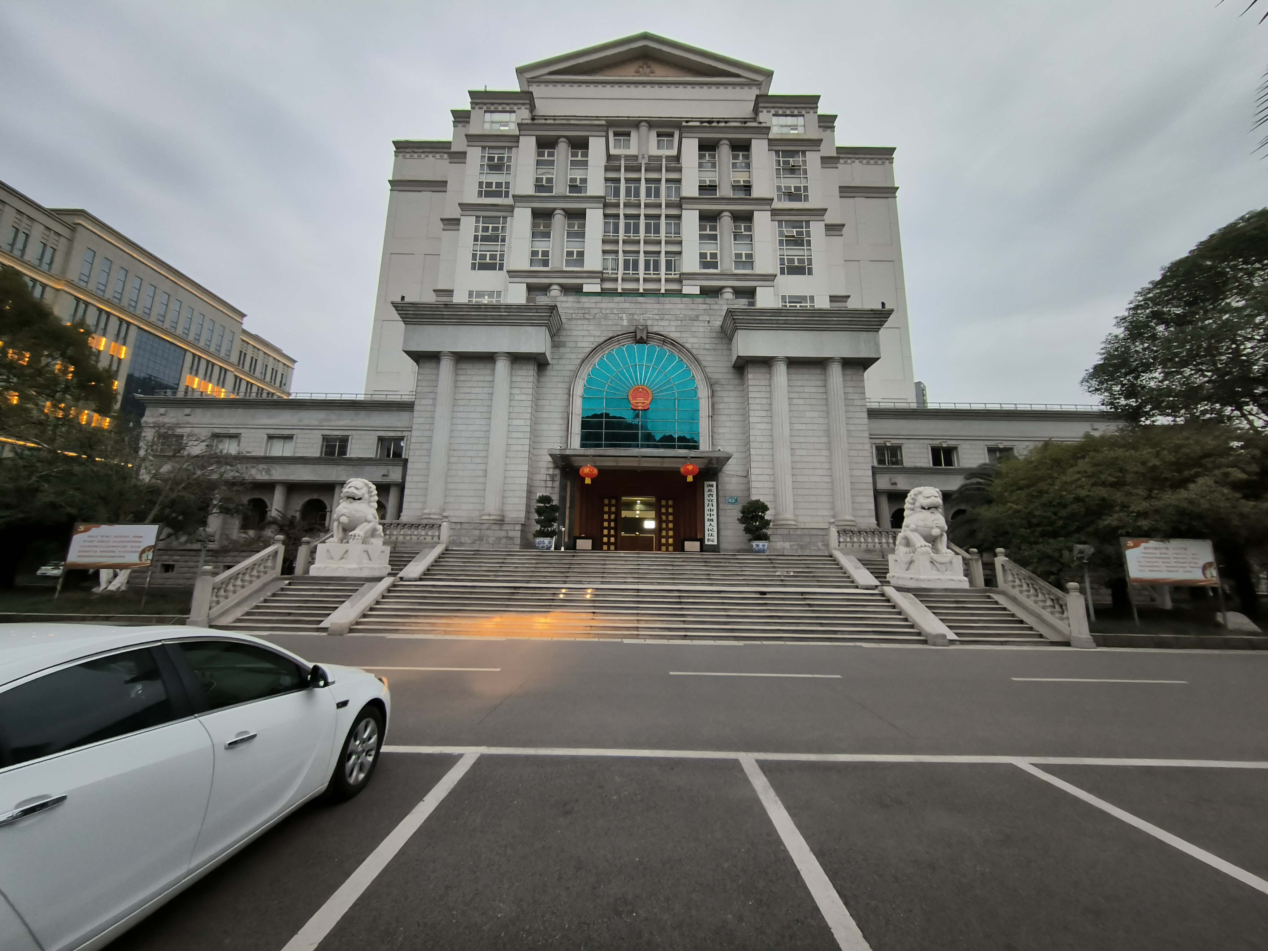 宜昌法院分體空調(diào)節(jié)能管理控制系統(tǒng)